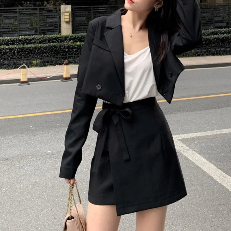 Cropped blazer for women – trendy Korean style notched slim fit chic solid color fashion suit outwear black


