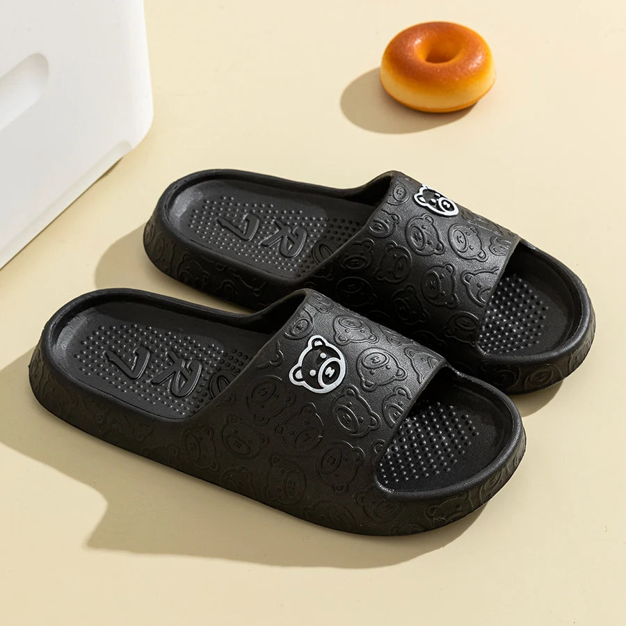 Little Bear print non-slip indoor bathroom slippers for men and women, soft summer fashion casual sandals black 
